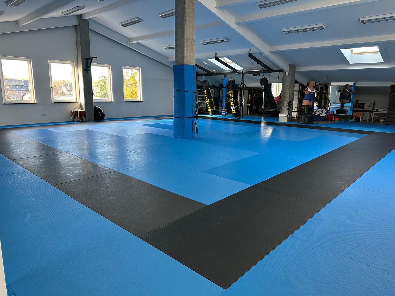 WhatsApp Image 2025-11-24 at 18.47.23 WhatsApp Image 2025-11-24 at 18.47.23