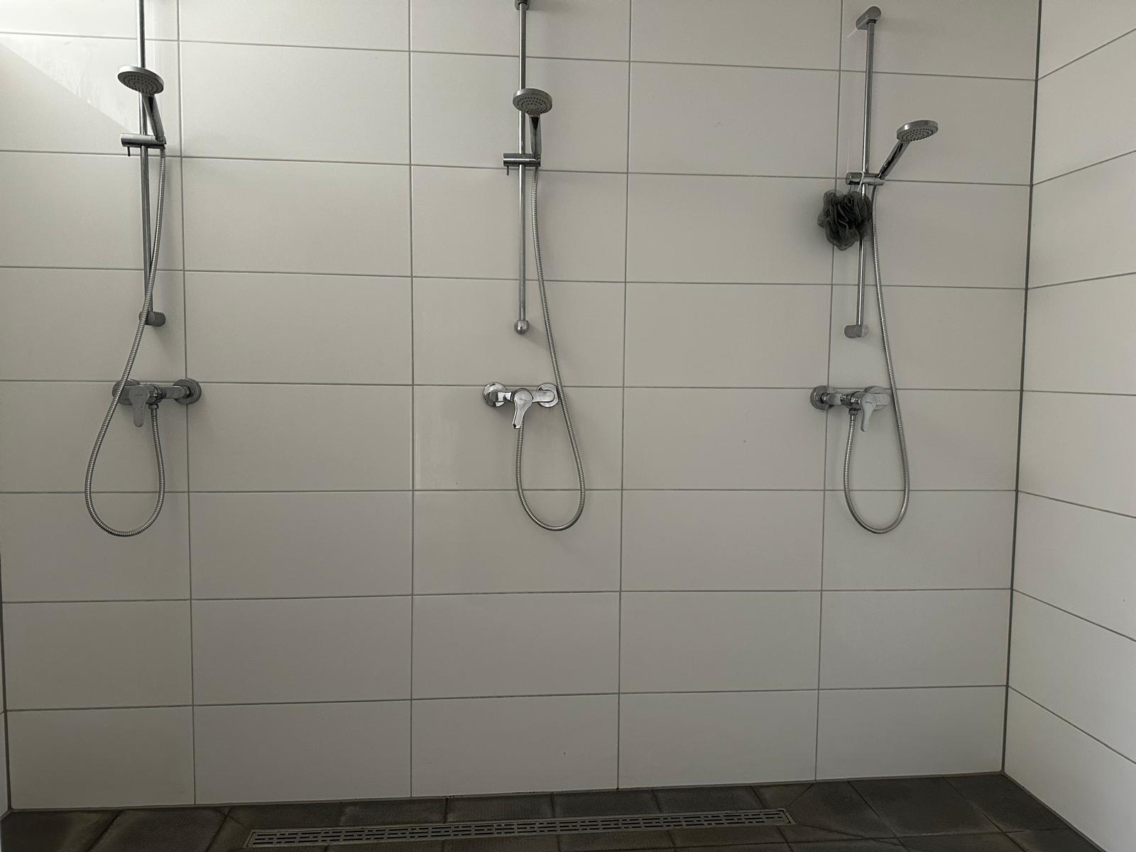 WhatsApp Image 2025-11-24 at 18.48.44 WhatsApp Image 2025-11-24 at 18.48.44