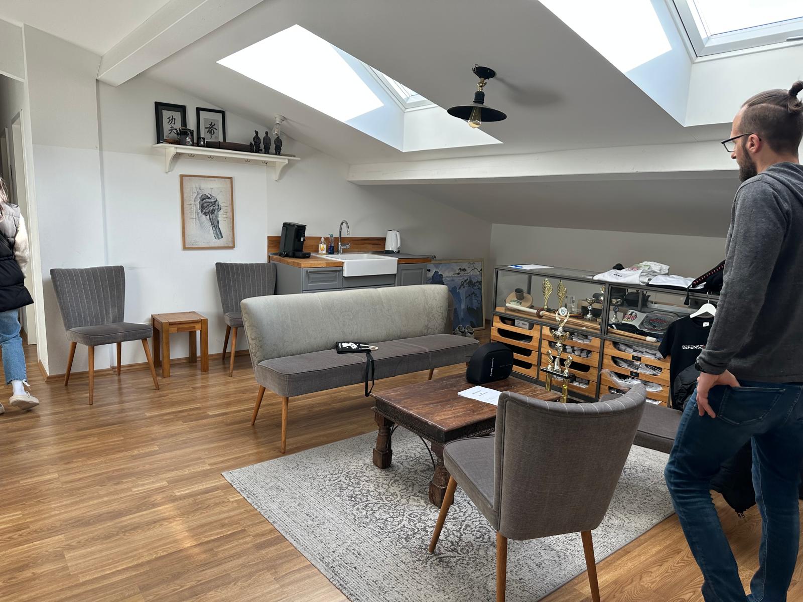 WhatsApp Image 2025-11-24 at 18.49.05 WhatsApp Image 2025-11-24 at 18.49.05